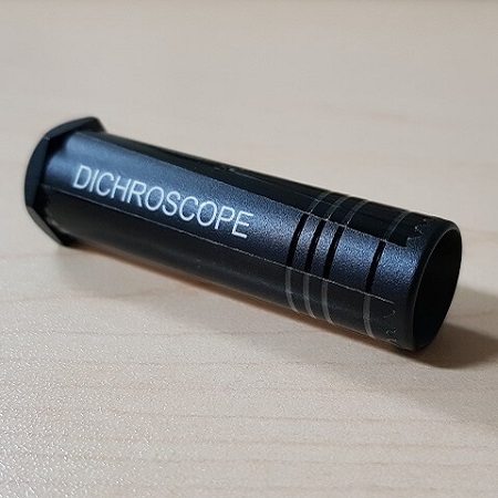Picture of a black dichroscope