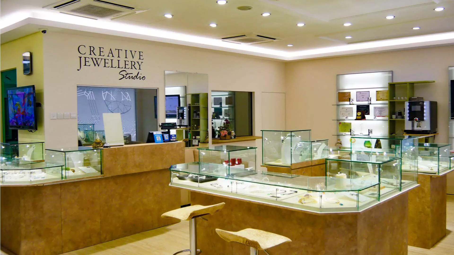 Creative Jewellery Studio: Free Retail & Display Space